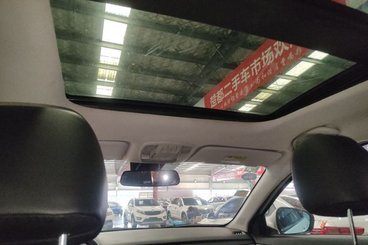 Used BAIC Senova X55 2016 1.5T CVT Elite Edition Headliner