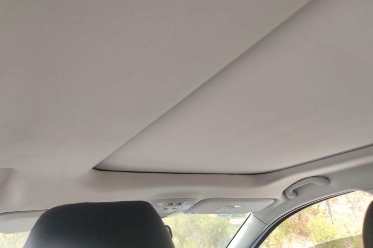 Used BAIC Senova X55 2016 1.5T CVT Elite Edition Headliner