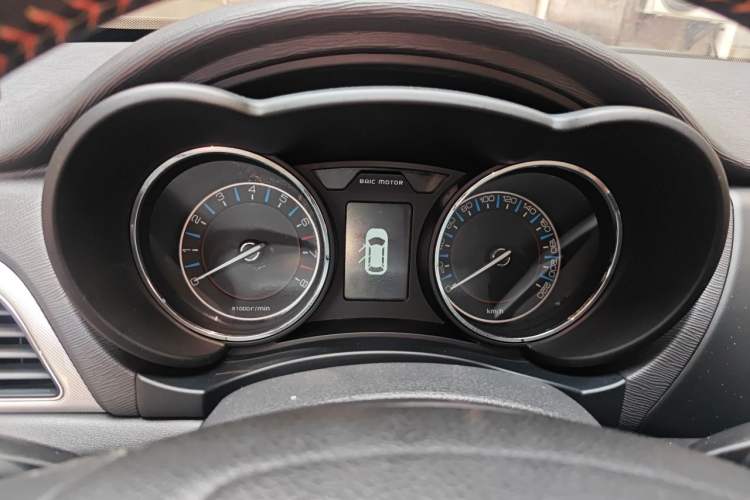 Used BAIC Senova X55 2016 1.5T CVT Elite Edition Instrument Cluster