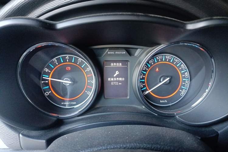 Used BAIC Senova X55 2016 1.5T CVT Comfort Version Instrument Cluster