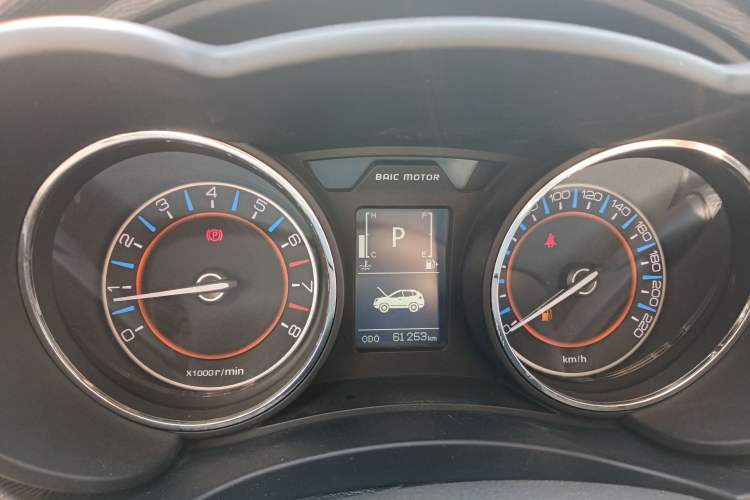 Used BAIC Senova X55 2016 1.5T CVT Elite Edition Instrument Cluster
