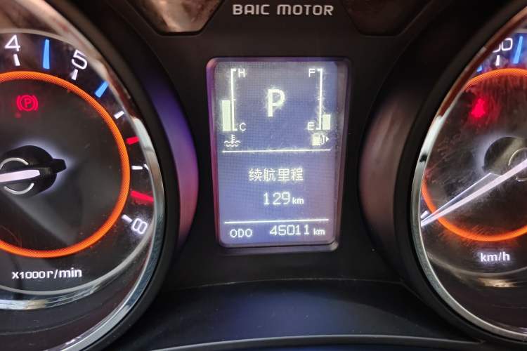 Used BAIC Senova X55 2016 1.5T CVT Elite Edition Interior 12