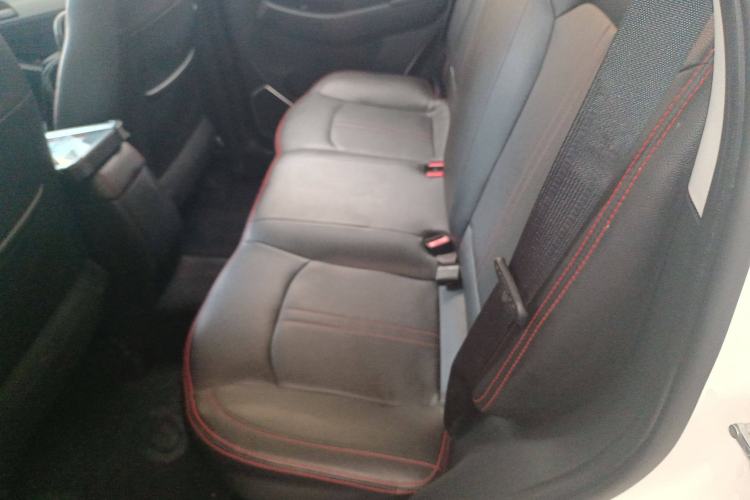 Used BAIC Senova X55 2016 1.5L Manual Comfort Version Interior 4