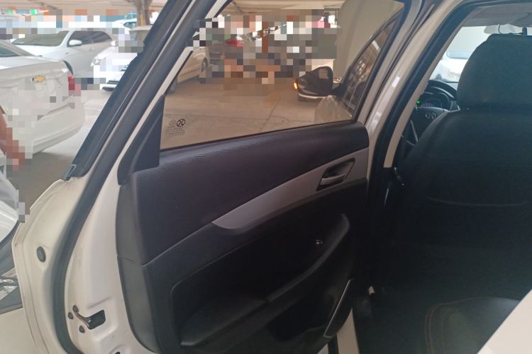 Used BAIC Senova X55 2016 1.5L Manual Comfort Version Interior 8