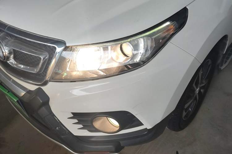Used BAIC Senova X55 2016 1.5T CVT Elite Edition Left Front Headlight