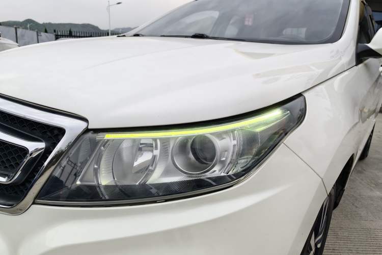 Used BAIC Senova X55 2016 1.5T CVT Elite Edition Left Front Headlight