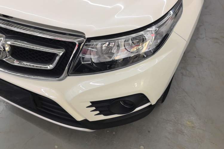 Used BAIC Senova X55 2016 1.5T CVT Elite Edition Left Front Headlight