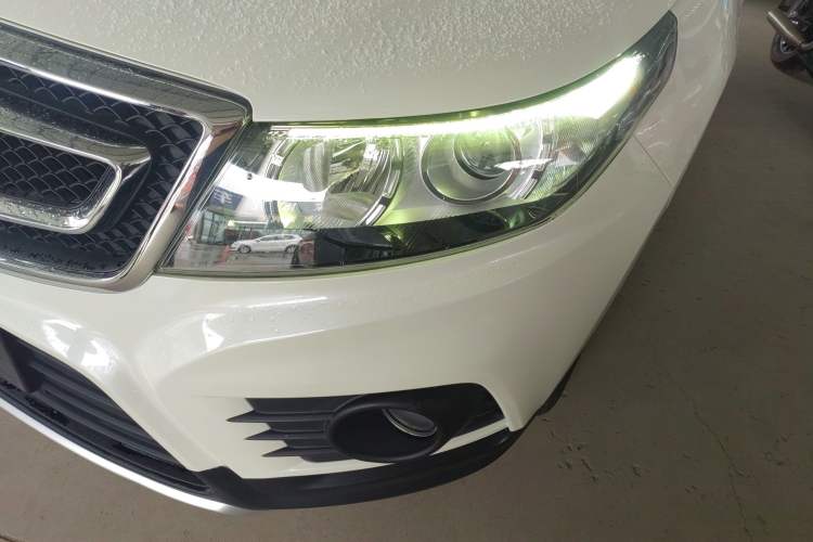 Used BAIC Senova X55 2016 1.5T CVT Elite Edition Left Front Headlight