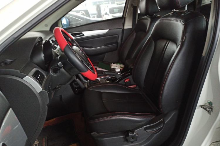 Used BAIC Senova X55 2016 1.5T CVT Elite Edition Left Front Seat