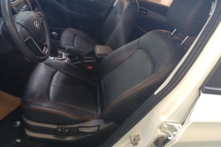 Used BAIC Senova X55 2016 1.5L Manual Comfort Version Left Front Seat