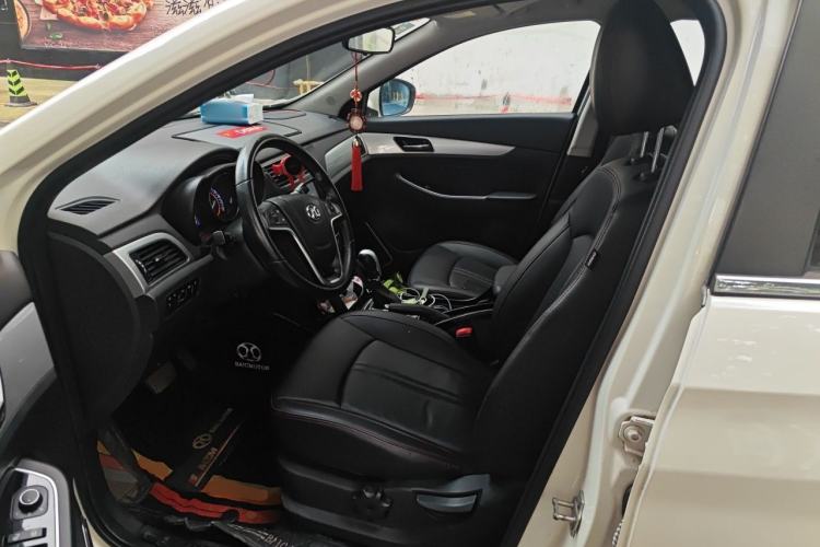 Used BAIC Senova X55 2016 1.5T CVT Elite Edition Left Front Seat