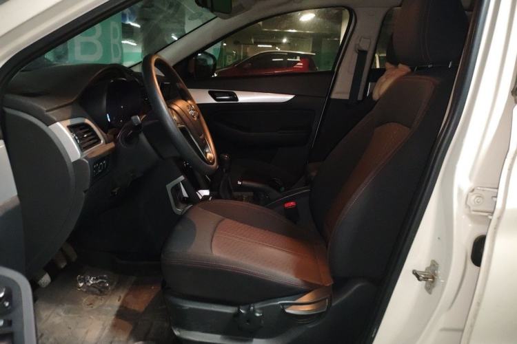 Used BAIC Senova X55 2016 1.5L Manual Comfort Version Left Front Seat