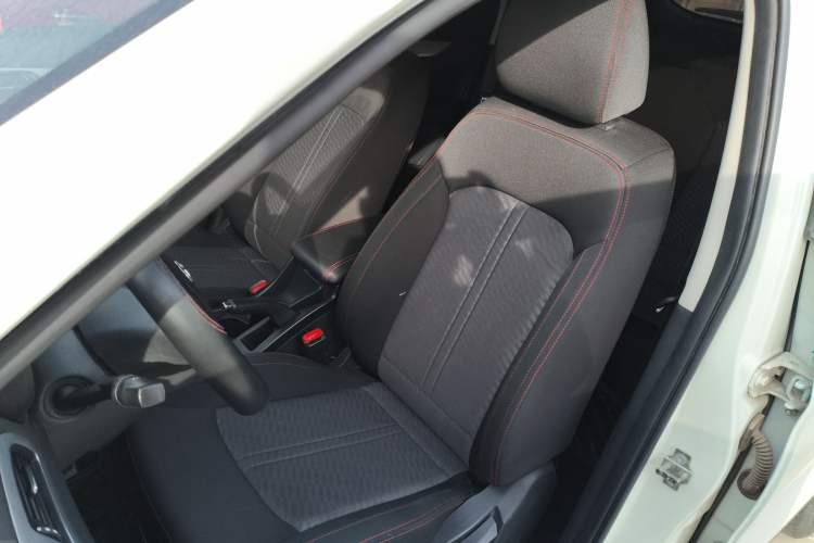Used BAIC Senova X55 2016 1.5L Manual Comfort Version Left Front Seat
