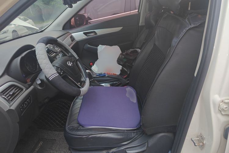 Used BAIC Senova X55 2016 1.5T CVT Elite Edition Left Front Seat