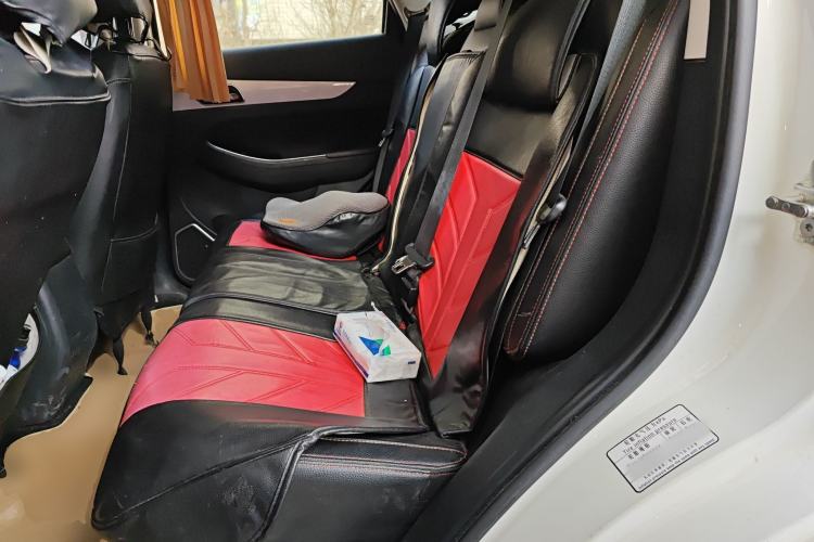 Used BAIC Senova X55 2016 1.5T CVT Elite Edition Left Rear Seat