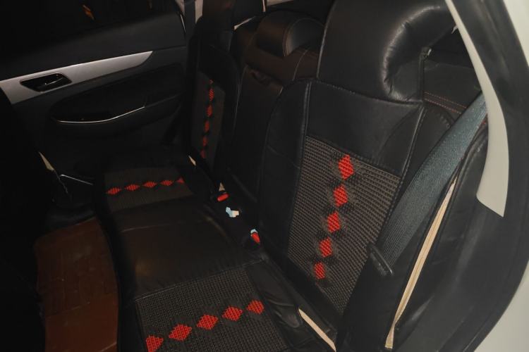 Used BAIC Senova X55 2016 1.5T CVT Elite Edition Left Rear Seat