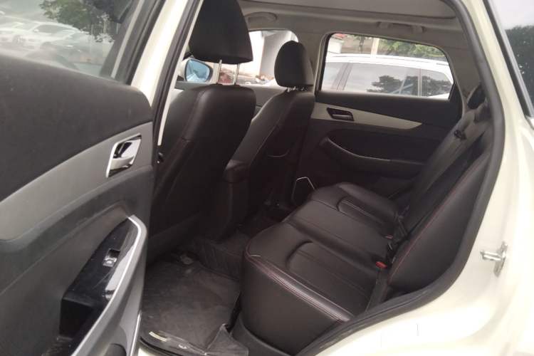 Used BAIC Senova X55 2016 1.5T CVT Elite Edition Left Rear Seat