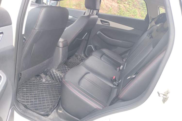 Used BAIC Senova X55 2016 1.5T CVT Elite Edition Left Rear Seat