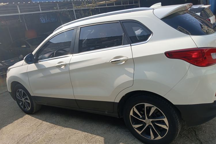 Used BAIC Senova X55 2016 1.5T CVT Elite Edition Left Side