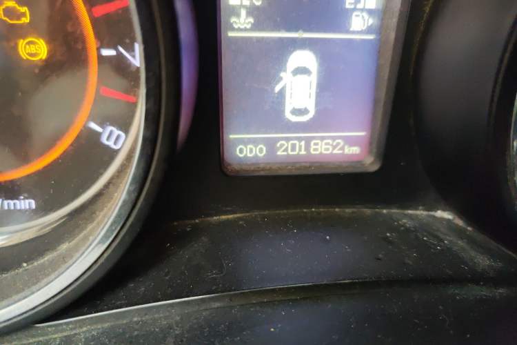 Used BAIC Senova X55 2016 1.5L Manual Comfort Version Odometer Close Up