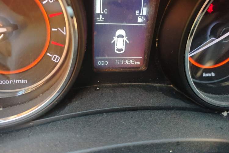 Used BAIC Senova X55 2016 1.5L Manual Comfort Version Odometer Close Up
