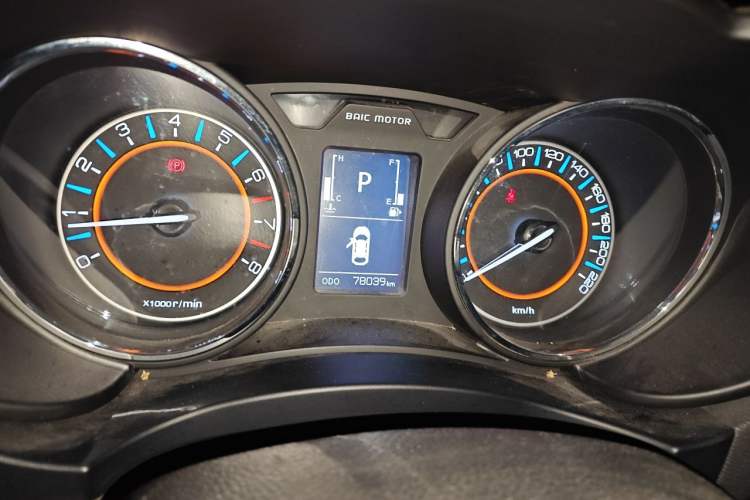 Used BAIC Senova X55 2016 1.5T CVT Comfort Version Odometer Close Up