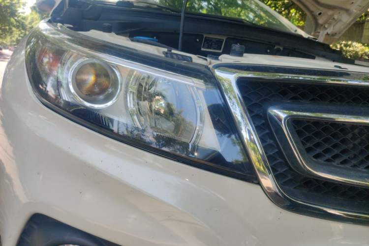 Used BAIC Senova X55 2016 1.5T CVT Comfort Version Right Front Headlight