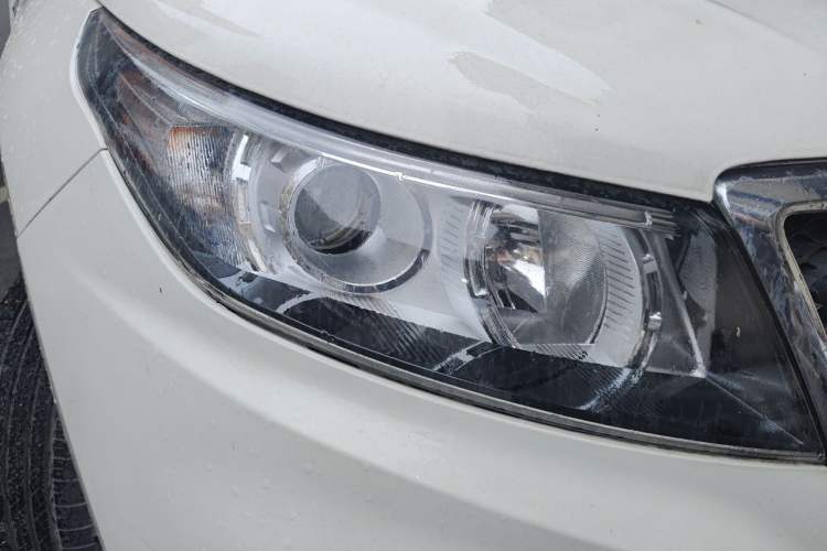 Used BAIC Senova X55 2016 1.5L Manual Comfort Version Right Front Headlight