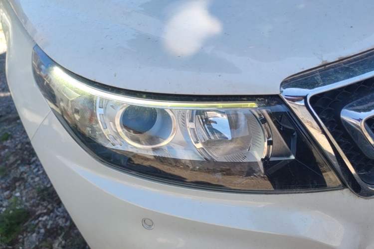 Used BAIC Senova X55 2016 1.5T CVT Luxury Edition Right Front Headlight