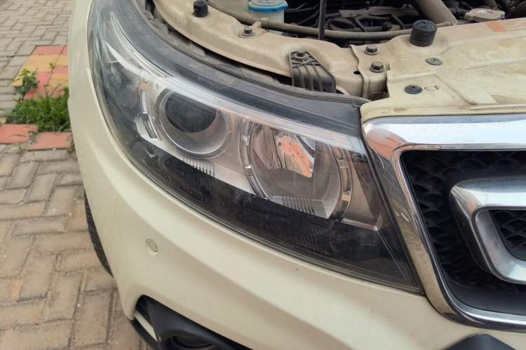 Used BAIC Senova X55 2016 1.5T CVT Luxury Edition Right Front Headlight