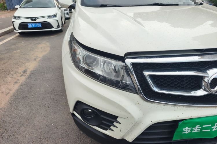 Used BAIC Senova X55 2016 1.5T CVT Comfort Version Right Front Headlight