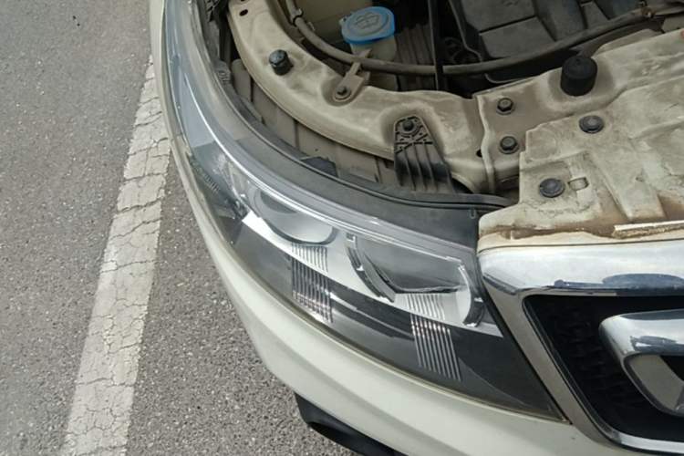 Used BAIC Senova X55 2016 1.5L Manual Comfort Version Right Front Headlight