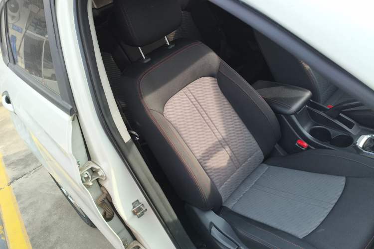 Used BAIC Senova X55 2016 1.5L Manual Comfort Version Right Front Seat