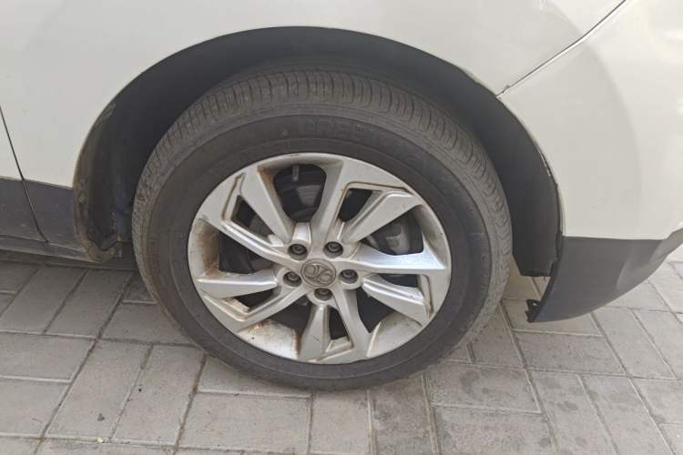 Used BAIC Senova X55 2016 1.5L Manual Comfort Version Right Front Wheel Hub