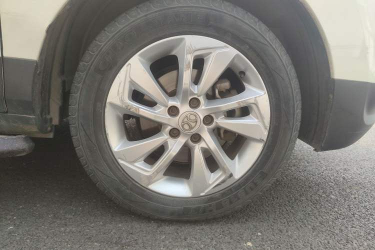 Used BAIC Senova X55 2016 1.5T CVT Comfort Version Right Front Wheel Hub