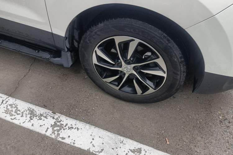 Used BAIC Senova X55 2016 1.5T CVT Luxury Edition Right Front Wheel Hub