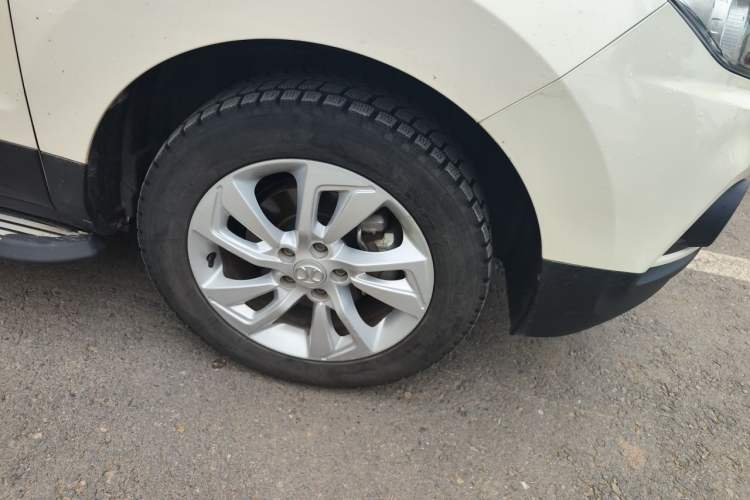 Used BAIC Senova X55 2016 1.5T CVT Comfort Version Right Front Wheel Hub