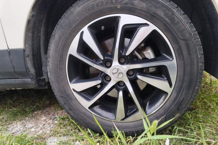 Used BAIC Senova X55 2016 1.5T CVT Luxury Edition Right Front Wheel Hub