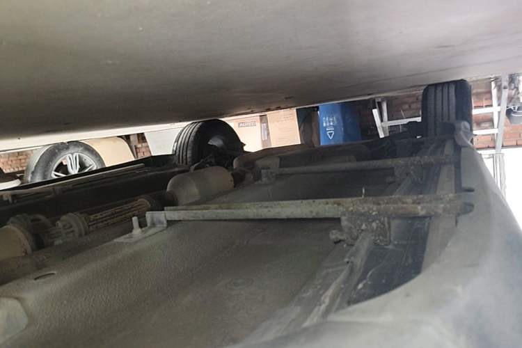 Used BAIC Senova X55 2016 1.5T CVT Elite Edition Right Side Sill