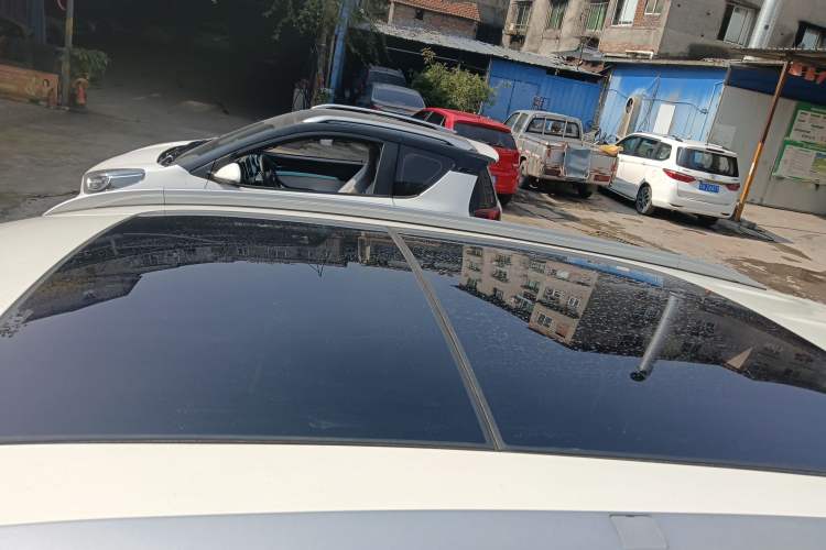 Used BAIC Senova X55 2016 1.5T CVT Elite Edition Roof