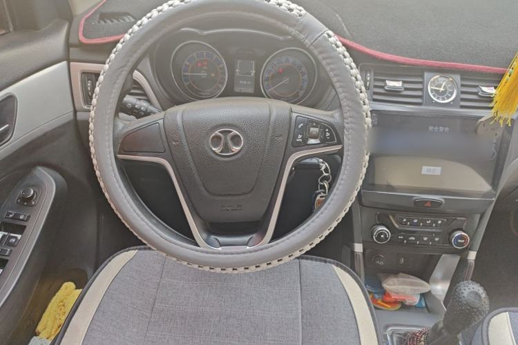 Used BAIC Senova X55 2016 1.5L Manual Comfort Version Steering Wheel