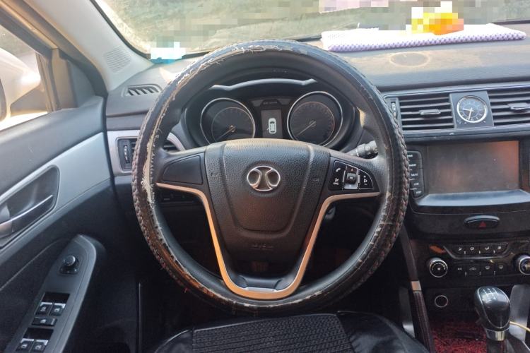 Used BAIC Senova X55 2016 1.5L Manual Comfort Version Steering Wheel