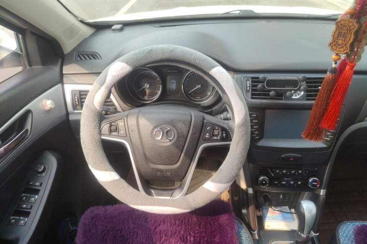 Used BAIC Senova X55 2016 1.5T CVT Comfort Version Steering Wheel