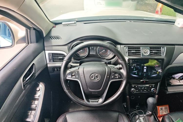Used BAIC Senova X55 2016 1.5T CVT Luxury Edition Steering Wheel