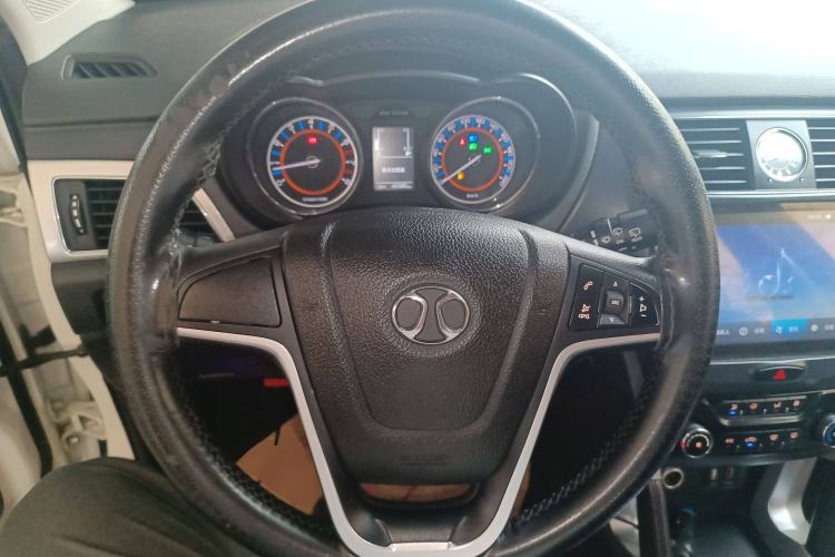 Used BAIC Senova X55 2016 1.5L Manual Comfort Version Steering Wheel