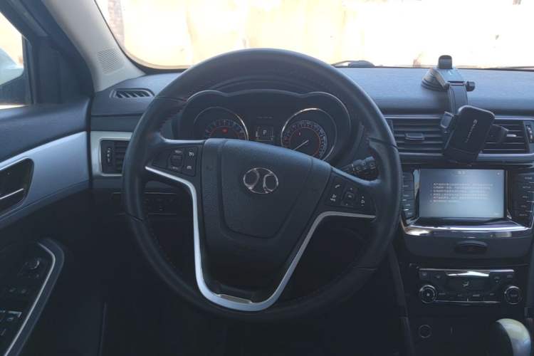 Used BAIC Senova X55 2016 1.5T CVT Luxury Edition Steering Wheel