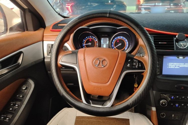 Used BAIC Senova X55 2016 1.5L Manual Comfort Version Steering Wheel