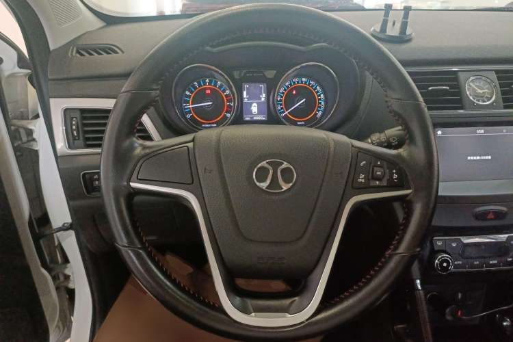 Used BAIC Senova X55 2016 1.5T Manual Elite Edition Steering Wheel