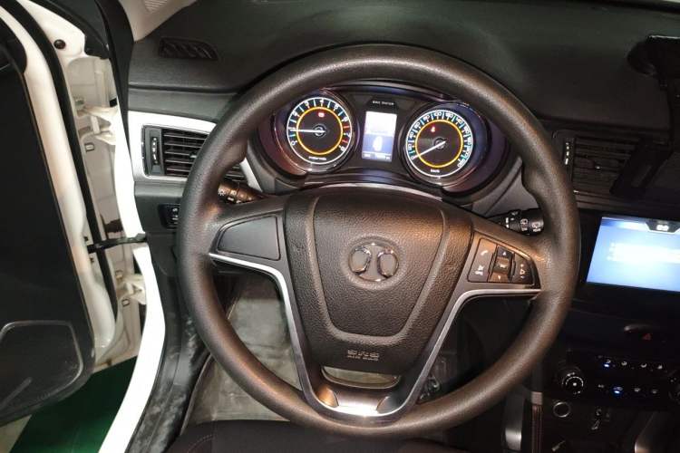 Used BAIC Senova X55 2016 1.5L Manual Comfort Version Steering Wheel