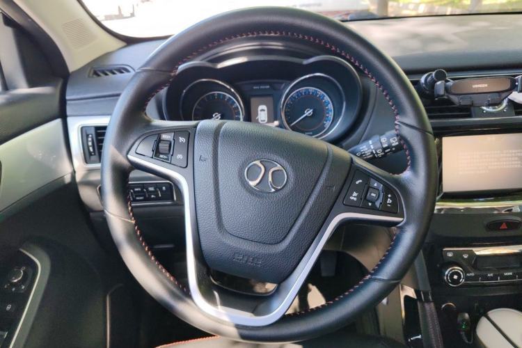 Used BAIC Senova X55 2016 1.5T CVT Luxury Edition Steering Wheel